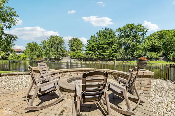 2059 Riverstone CT, Avon, IN 46123