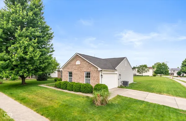 4530 Golden Hinde WAY, Westfield, IN 46062