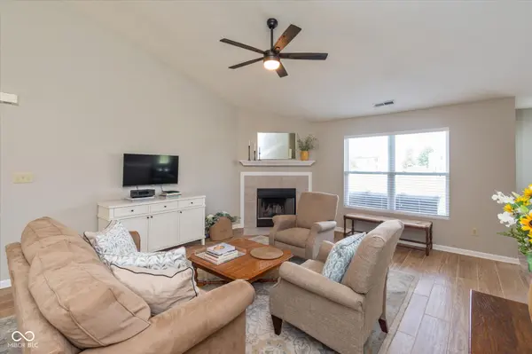 4530 Golden Hinde WAY, Westfield, IN 46062