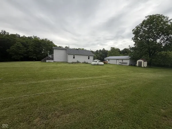 11152 Lewis RD, Laurel, IN 47024