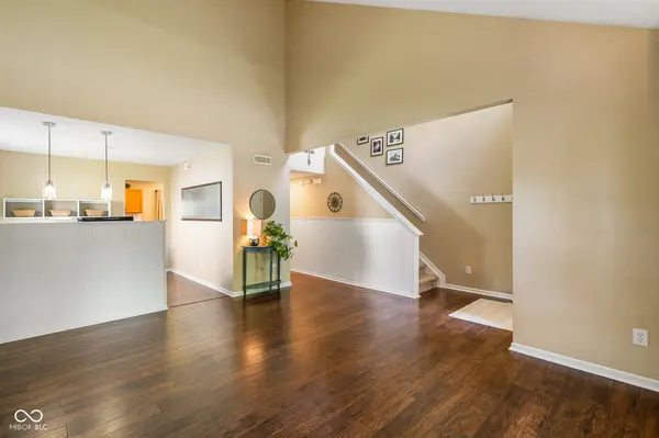 661 Country Walk DR, Brownsburg, IN 46112