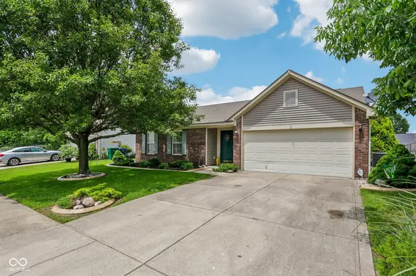 6660 W Denton DR, Mccordsville, IN 46055