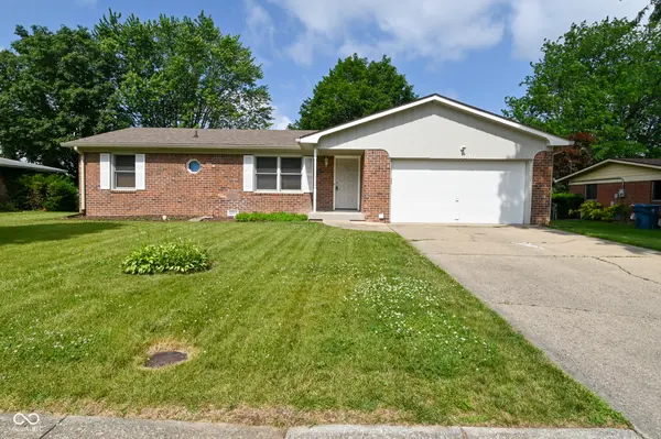 1040 Emory LN, Indianapolis, IN 46241