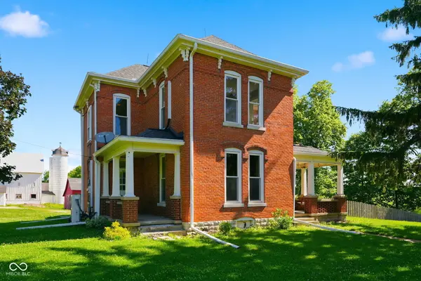 12808 W River Valley RD, Yorktown, IN 47396