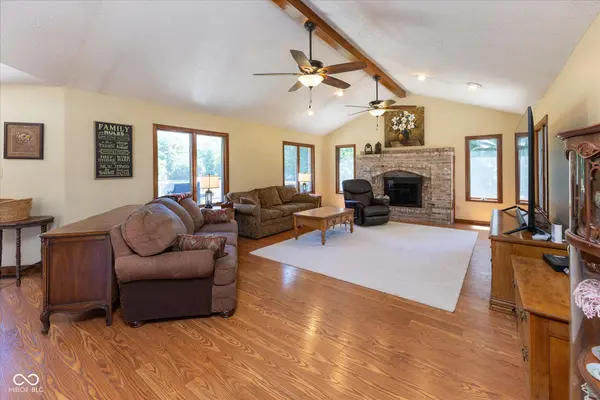 1195 N County Road 600 E, Avon, IN 46123