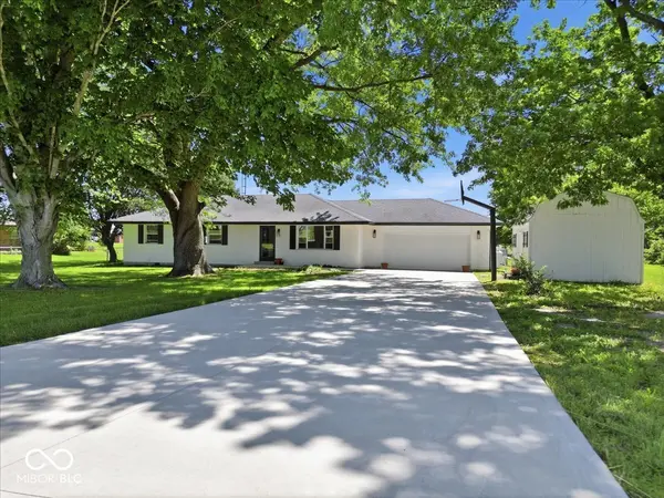 1106 S County Road 950 E, New Castle, IN 47362