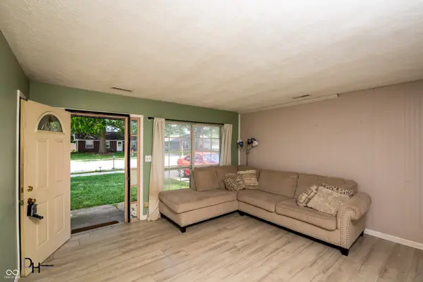 511 Beechwood DR E, Monticello, IN 47960