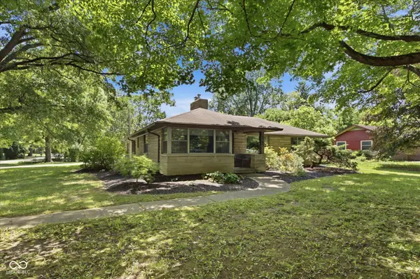 2705 W 44th ST, Indianapolis, IN 46228