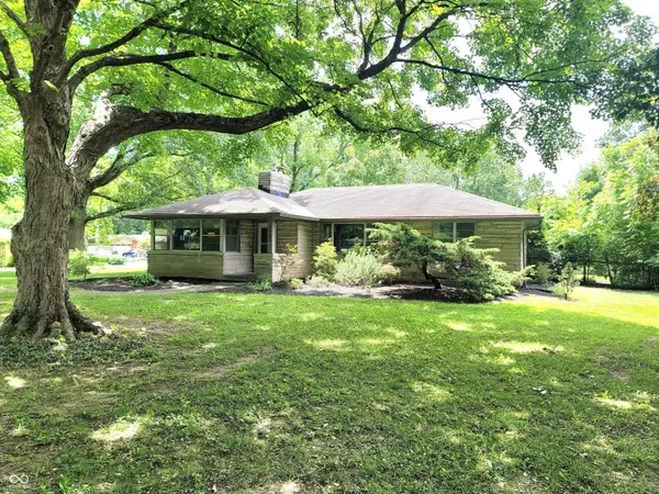 2705 W 44th ST, Indianapolis, IN 46228