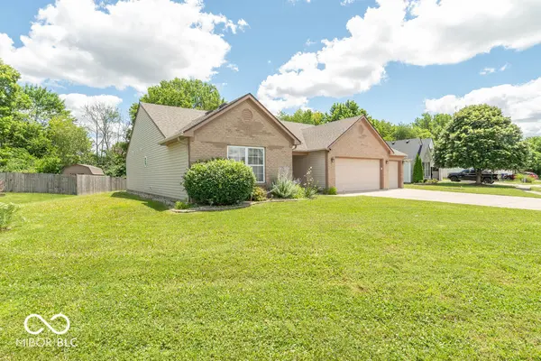 911 Port DR, Avon, IN 46123