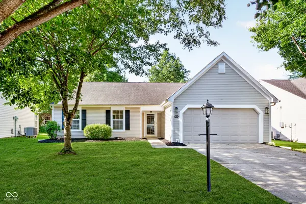 10226 Carmine DR, Noblesville, IN 46060