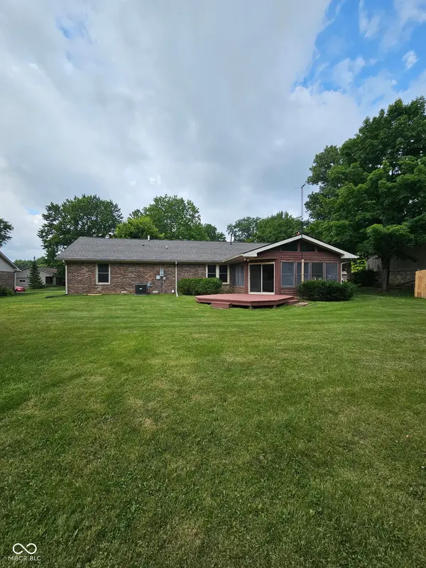 479 Raintree DR, Danville, IN 46122