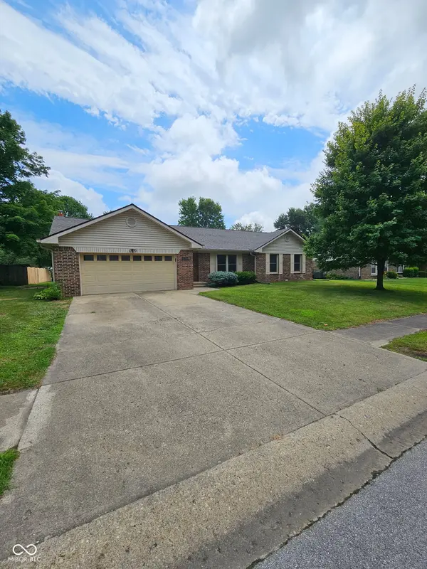 479 Raintree DR, Danville, IN 46122