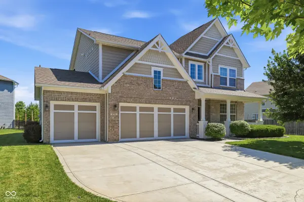 870 Touralosa DR, Westfield, IN 46074