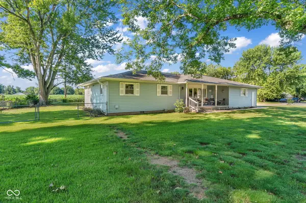 3757 E 73rd 1/2 AVE, Terre Haute, IN 47805