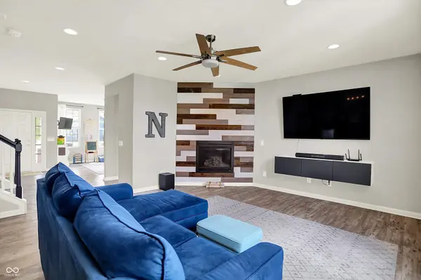 13538 Longrise LN, Fishers, IN 46037