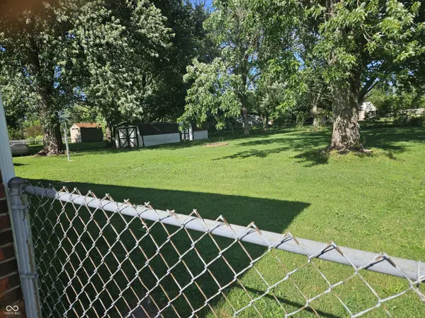 1402 S Thompson RD, Shelbyville, IN 46176