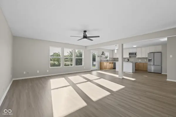 2488 Woodfield BLVD, Franklin, IN 46131
