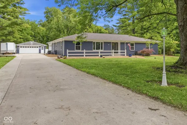10435 Chester DR,  Carmel,  IN 46032