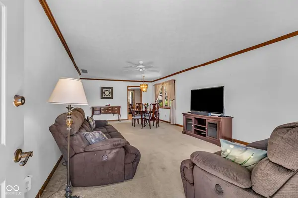 742 Eagle Pkwy #21, Brownsburg, IN 46112