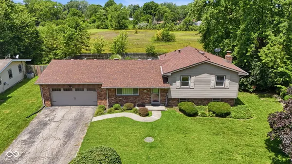 9304 Shenandoah DR, Indianapolis, IN 46229