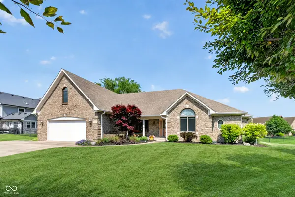4121 Moss Ridge LN, Indianapolis, IN 46237