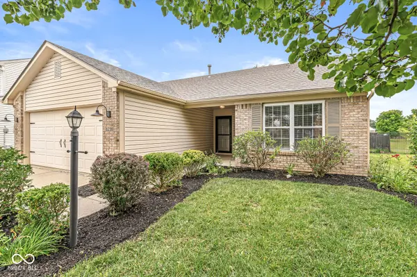 8236 Brambleberry DR, Indianapolis, IN 46239