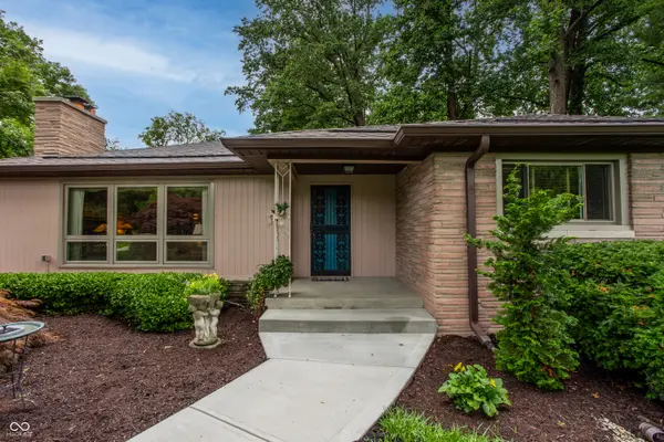 8760 Washington Blvd W DR, Indianapolis, IN 46240