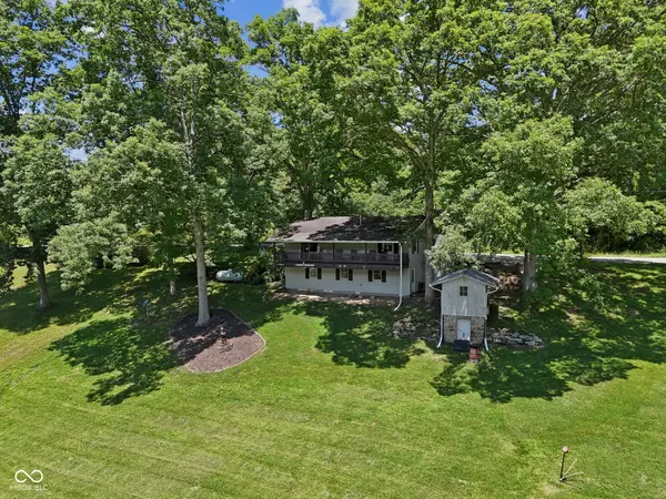 1529 Upper Schooner RD, Nashville, IN 47448
