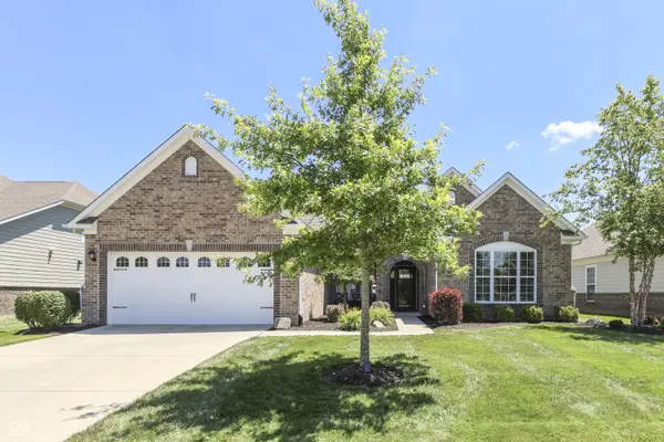 10441 Oxer DR, Fishers, IN 46040