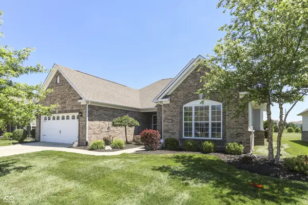 10441 Oxer DR, Fishers, IN 46040