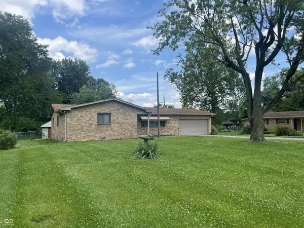 4221 Solun RD, Indianapolis, IN 46221