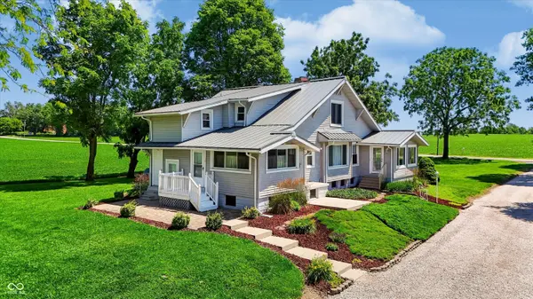 11941 S 600 W, Edinburgh, IN 46124
