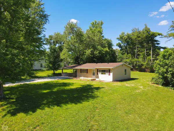 115 E Chester DR, Ellettsville, IN 47429