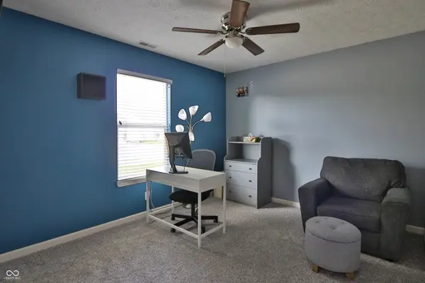 100 S Rickover CIR, Lafayette, IN 47909