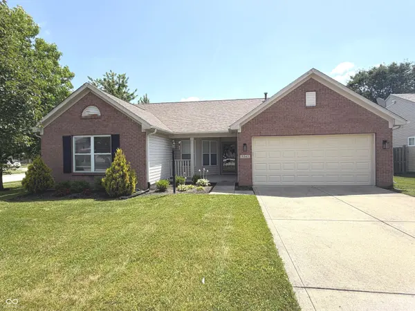 5343 Wood Hollow DR, Indianapolis, IN 46239