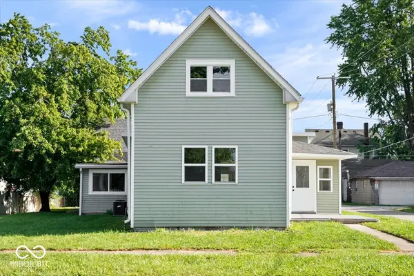 1322 S E ST, Elwood, IN 46036