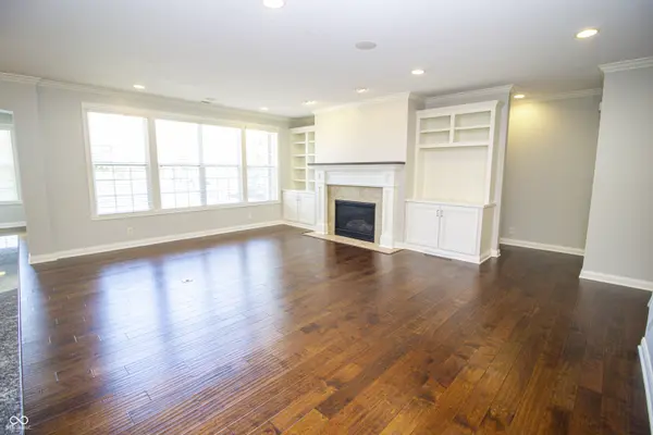 15141 Kampen CIR, Carmel, IN 46033