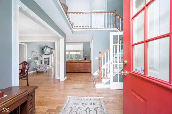 9021 Mallard PT, Zionsville, IN 46077