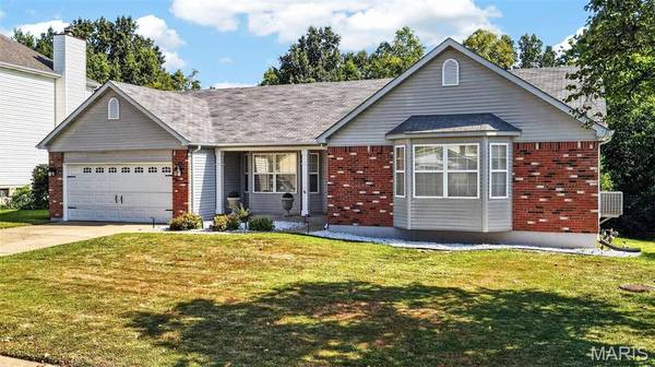7235 Picasso DR, Dardenne Prairie, MO 63368