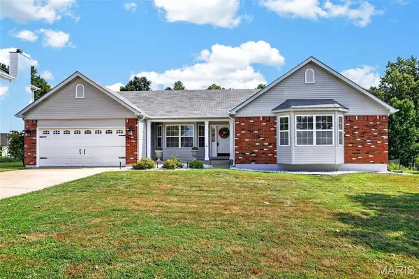 7235 Picasso DR, Dardenne Prairie, MO 63368