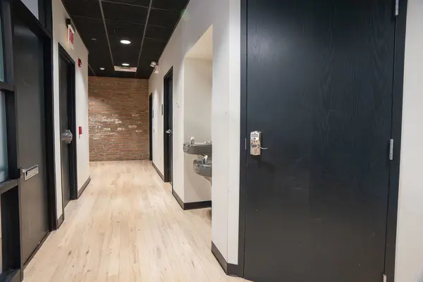1732 W Hubbard ST, Chicago, IL 60622