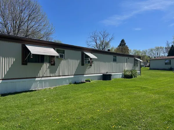 309 Lindenwood DR, Belvidere, IL 61008
