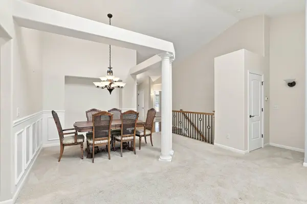 1317 33rd Ave. CIR, Silvis, IL 61282