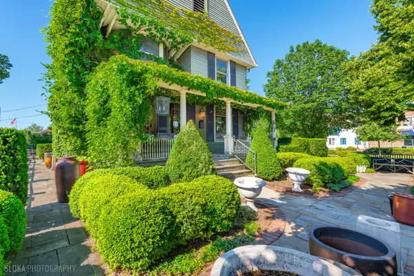 428 W State ST, Geneva, IL 60134