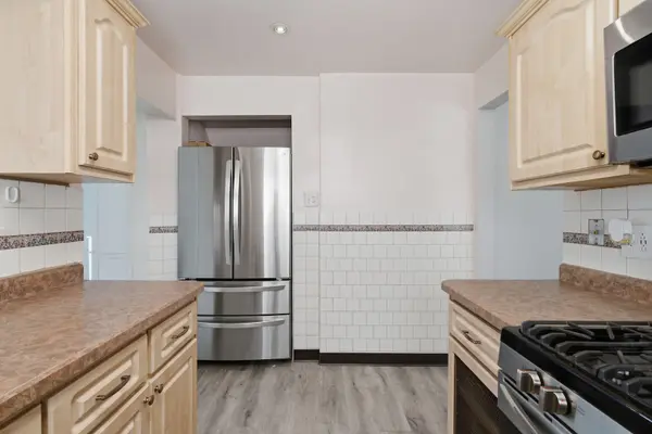 3718 W 67th PL, Chicago, IL 60629