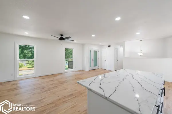 1109 W Van Buren, Centerville, IA 52544