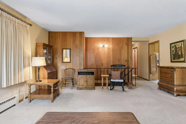 4194 Bellaire AVE, White Bear Twp, MN 55110