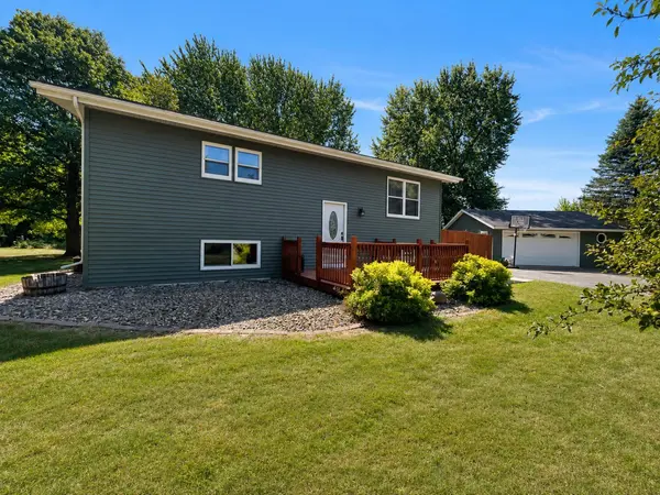 1757 220th AVE, New Richmond, WI 54017