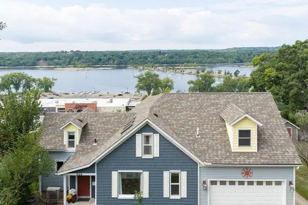 209 3rd ST, Hudson, WI 54016
